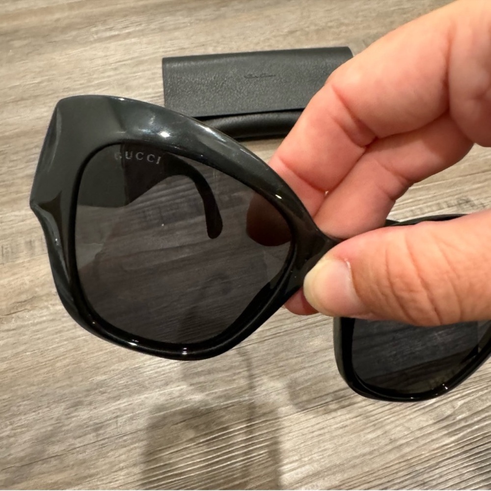 Gucci Butterfly Oversized Acetate Black GG Logo Sunglasses GG0808S - Picture 10 of 15